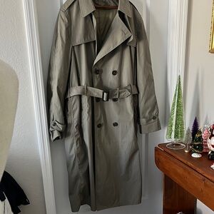 Valor Collection Military Issue Classic Trench Coat Zip out Liner /Belt 42XL